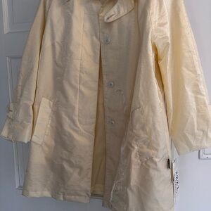 Izzy white gold trench coat nwt medium